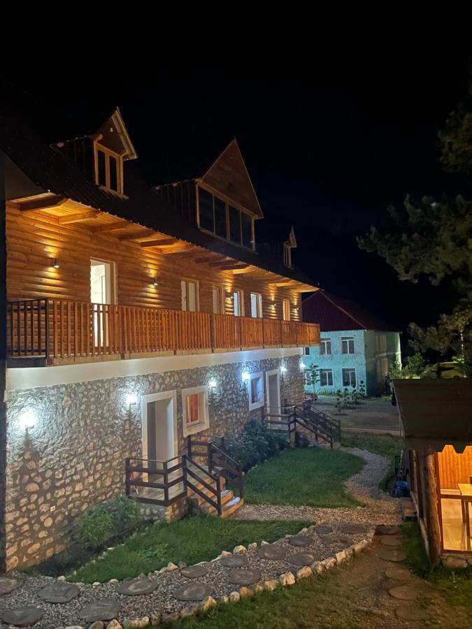 'Gurra Family' Guesthouse 세스 외부 사진