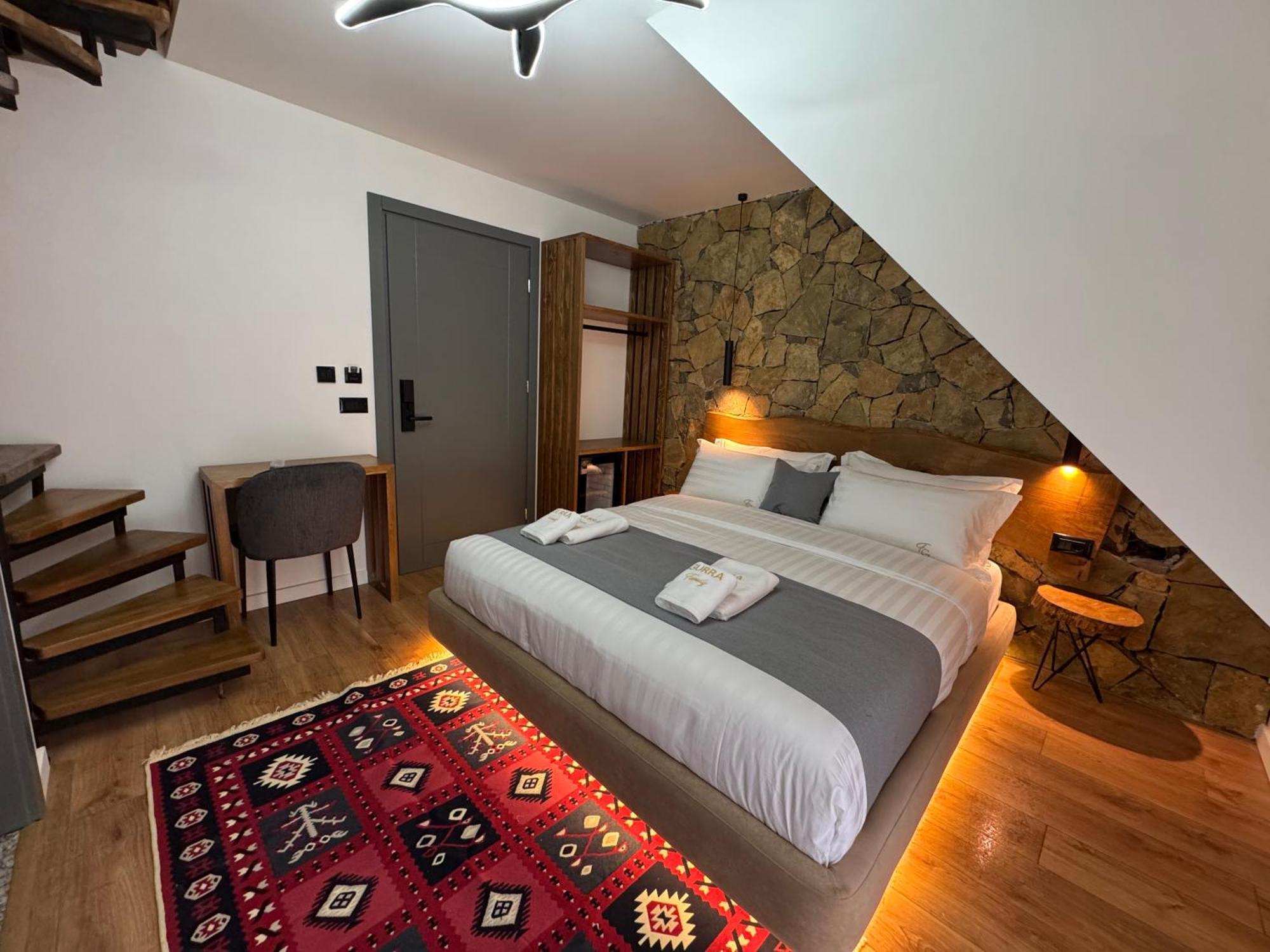 'Gurra Family' Guesthouse 세스 외부 사진